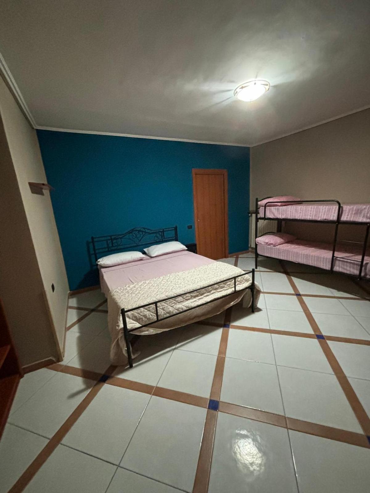 Casa Toto' Διαμέρισμα Νάπολη Δωμάτιο φωτογραφία